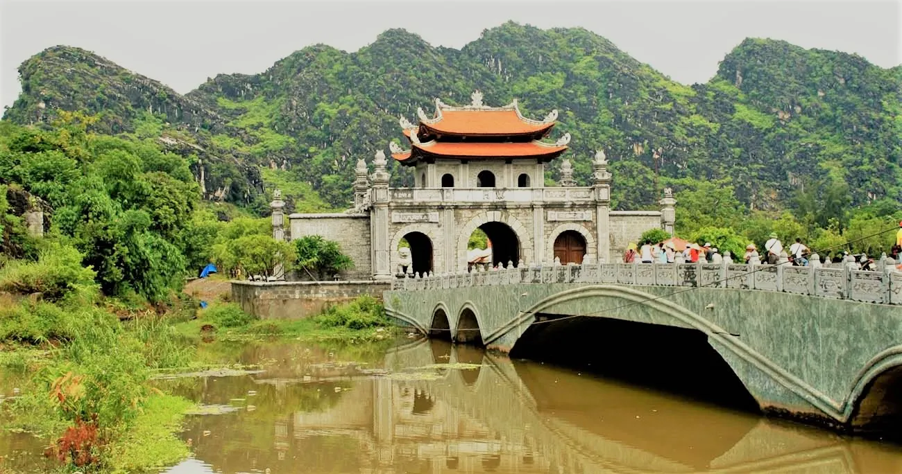 du lịch cố đô Hoa Lư