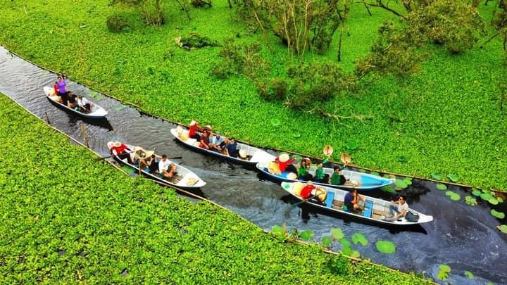 du lịch xuyên việt
